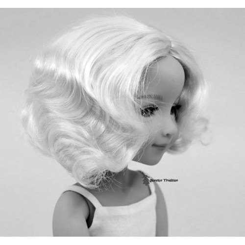Wig Marilyn Monroe style 8-9